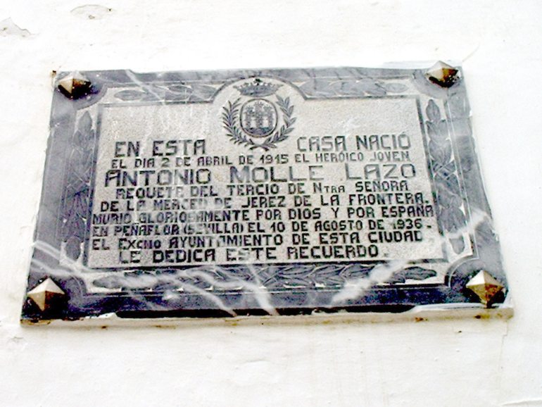 Placa en la casa natal del requet mrtir en Arcos de la Frontera