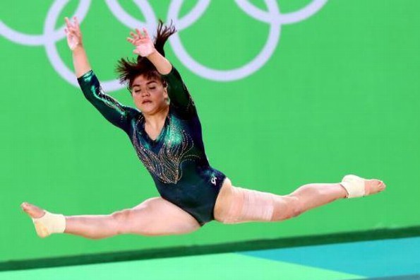 El �xito  internacional de una actriz y una gimnasta mexicanas ha desatado un tsunami de cr�ticas en su contra dentro de un pa�s que parad�jicamente critica de racistas a personas del extranjero sin caer en cuenta por un momento que aqu� tambi�n padecemos esos prejuicios raciales contra nuestra misma gente