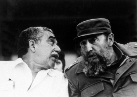 Un pendiente que qued� en torno a la reputaci�n del gran escritor recientemente fallecido gira en torno a su cercana relaci�n con Fidel Castro. �Era v�lido, como se afirmaba, que la amistad entre ambos estaba por encima de la pol�tica? Nadie opinar�a lo mismo si habl�ramos de las migas entre Borges y Pinochet
