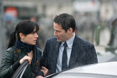 Los remakes siguen indetenibles, al igual que los mensajes de los estudios metidos con calzador. Y aunque ya se perfila como el �ltimo hit taquillero de este 2008, detr�s de todo ello tenemos una pel�cula inane, pretenciosa... nada del otro mundo, pues [Diciembre, 2008]