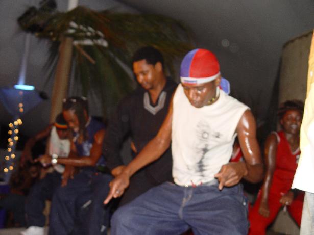 Performance By EXTRA BONGO