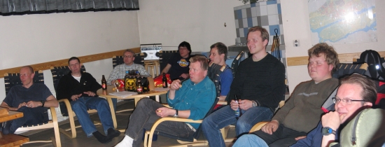 24H -05 LEIRILL�: Hessu, Makke, Jakke, Mara, Mikuza, Wisa, Paco, Esa, Micco. Pave kameran takana.