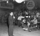 Desi Arnaz greeting the studio audience.