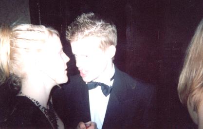 Fawley superstar livin it up wiv1 of his many bitches
