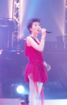 Faye at Singapore concert, June 2004