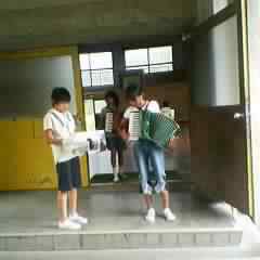 Accordion practice at Higashi (East) elementary school.&nbsp; No, I don't know why either...