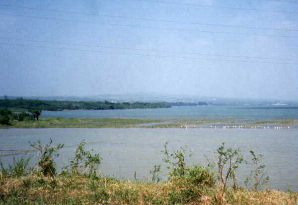 Long Luan Lake