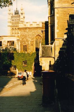 Dave walking by the Wesminster Abbey 