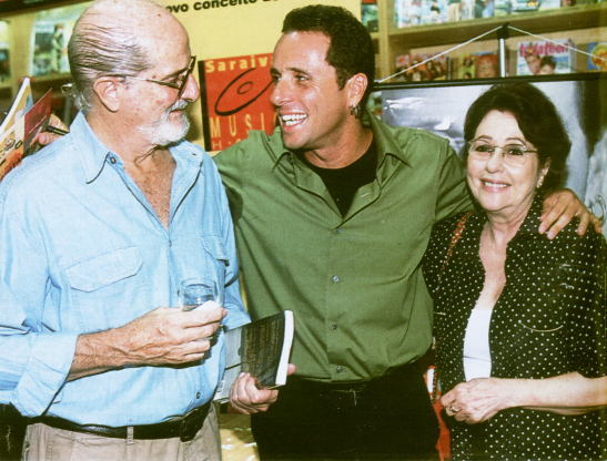 Tony com os pais Manuel e Helo�sa