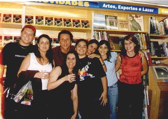Murillo, Bianca, Regiane (abaixada), Tony, Samantha, Maiara, Luisa e Carol
