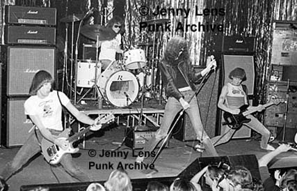 Ramones at the Whiskey Jan 16th 1877 (Pic courtesy of www.jennylens.net/)