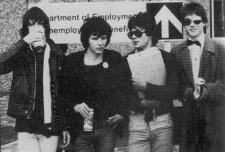 Slaughter & The Dogs after signing on (DC Collection)