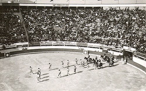 LA PLAZA DE TOROS