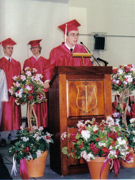 Graduaion 2004 - Yes, Im actually making a speech