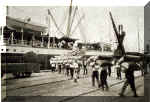 021228Porto_de_Santos_estivadores_1905_for_web.jpg (198915 bytes)