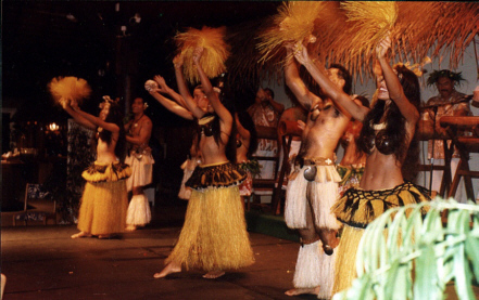 Cook Island Dancers