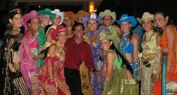 Foto da Garota Rodeio da cidade de Guaira...Foto Garota Rodeio da Festa do Pe�o de Guaira 2006...Core�grafo Ney Tosta.....Site da Festa do Pe�o de Guaira-SP...Web Designer Ernani Carreira Carvalho