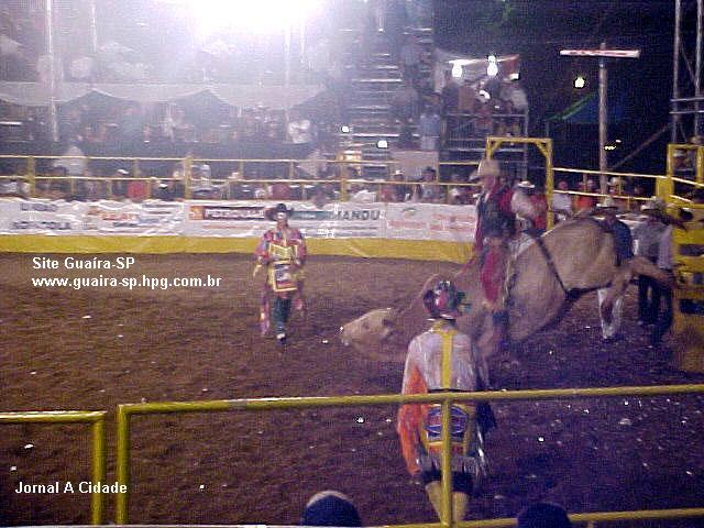 foto da Festa do Pe�o de Guaira-SP.