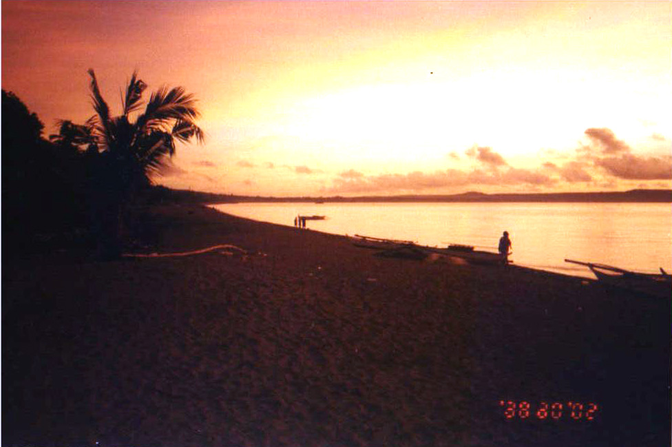hugom beach sunrise