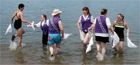 ooooooh.... she's in a lake!