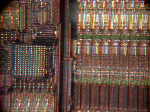 particolare della Personality  uv-eprom da 64 bits; ingrand.60X