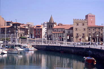 puerto deportivo de xix�n