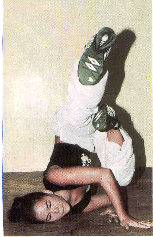 bgirl-claire-awesome right!? i really wanna do this man!!!