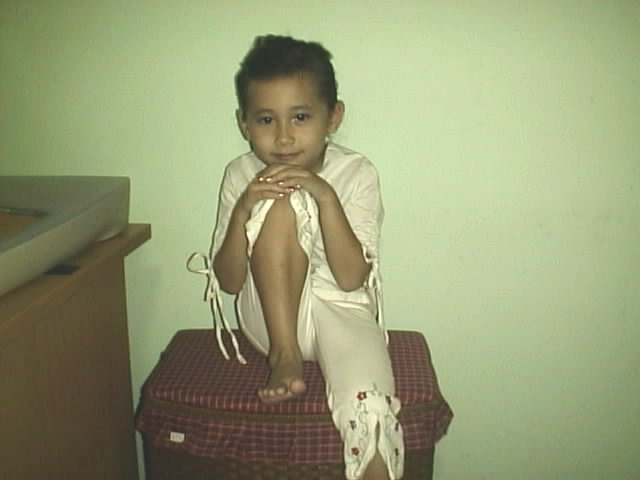 eh this is my LOVELY n RUDE sista. haha. she looks nice here eh