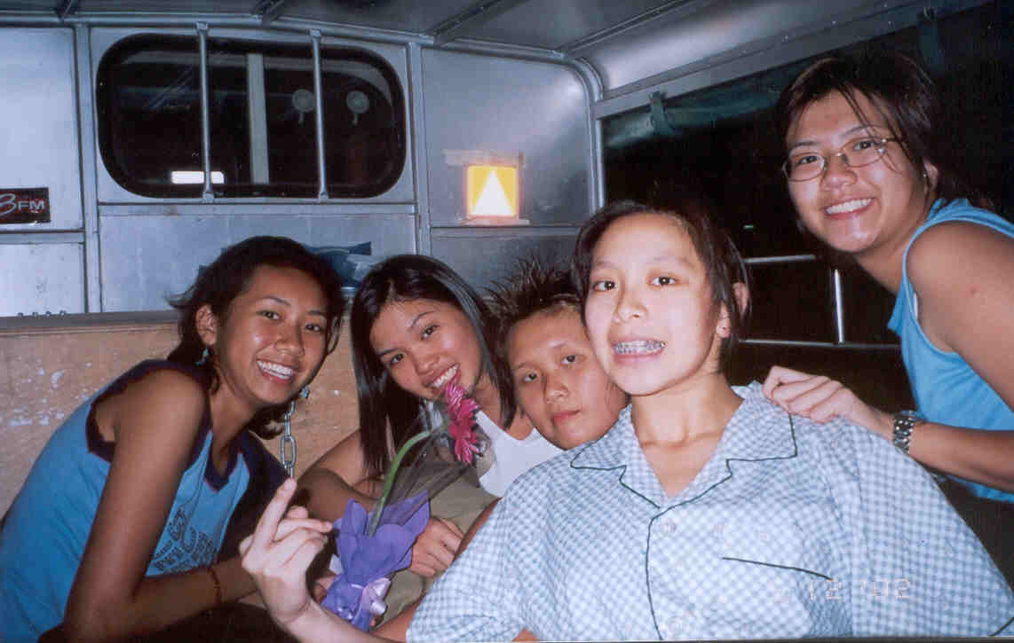 me-nana-jen-lee-hazel we were in travell's lorry to irene's chalet. we got LOST! haha.