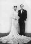 1945_Matrimonio_natalio_amelia.jpg (32866 bytes)