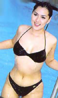 Ara Mina in pool