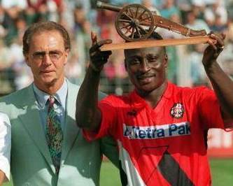 [Beckenbauer und Yeboah]