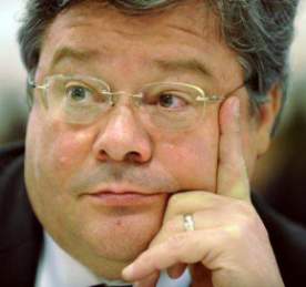 [Irland-Freund B�tikofer]