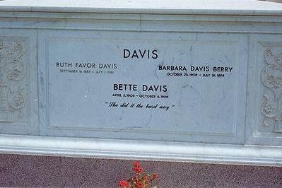 [She did it the hard way - sie hat es sich nicht leicht gemacht]