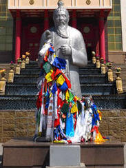 [Statue vor dem Goldenen Tempel]