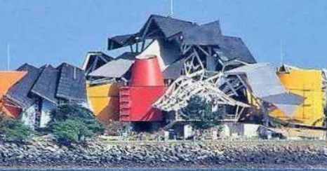 [teurer Bauschutt in Panama City]