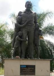 [Gmeiner-Denkmal in Argentinien]