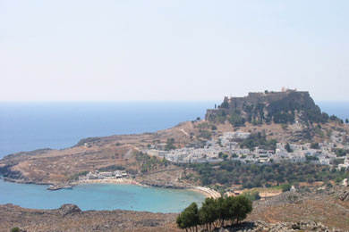 [Blick auf die Akropolis von Lindos]