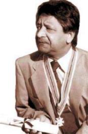 [Naipaul bei der Verleihung des 
Booker-Preises]