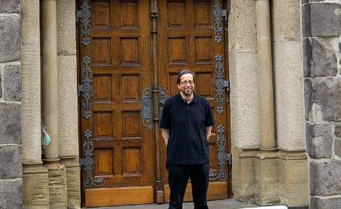 [Eine Fresse Marke Romika: Reintreten und sich wohl fühlen!]