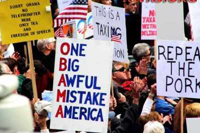 [Obama = One Big Awful Mistake America - Ein gro�er schrecklicher Fehler, Amerika!]