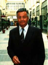 [Schneider in der Leipziger M�dlerpassage]