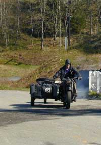 hemn4b.jpg (14284 bytes)