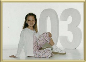 michalagoldframed03.