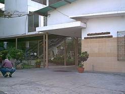 Entrada del Colegio