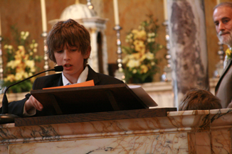 photographer venues in Newbury include Newbury Manor Hotel, The Vineyard Stockcross, Donnington Valley Hotel & Spa, Newbury Race Course Plc,Hollington House Hotel