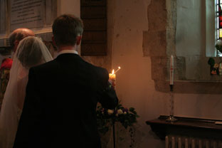 Wedding photographers covering Reading, Berkshire and all surrounding counties