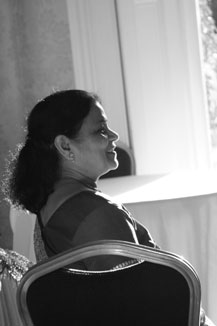 A photographer for wedding photography in Fareham, Hampshire and all surrounding counties including Berkshire, Surrey, Oxfordshire, Buckinghamshire, London, Middlesex and the whole of southern England 
