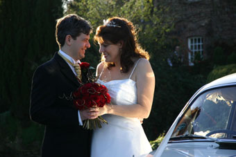 A photographer for wedding photography in Guildford, Surrey and surrounding counties including Berkshire, Hampshire, Oxfordshire, Buckinghamshire, London, Middlesex and the whole of southern England 