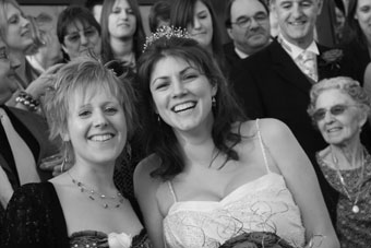 A wedding photographer for wedding photography in Walton, Surrey and surrounding counties including Berkshire, Surrey, Oxfordshire, Buckinghamshire, London, Middlesex and the whole of southern England